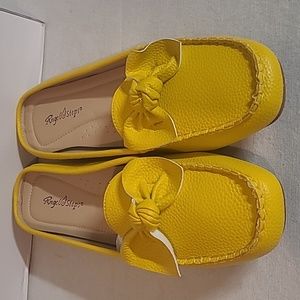 Angel Steps Juliet Yellow Mules Wide